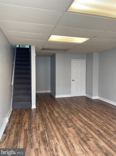 1122 Lancaster Ave, Wilmington, DE 19805-4009