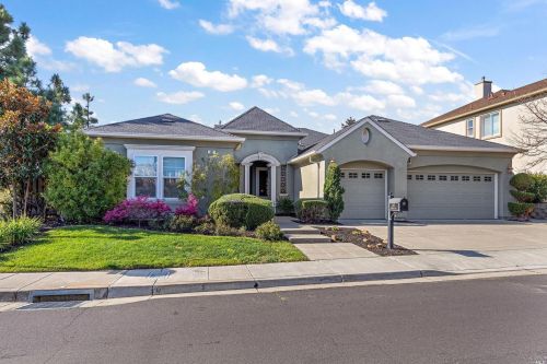 402 Arguello Dr, Benicia, CA 94510-3981