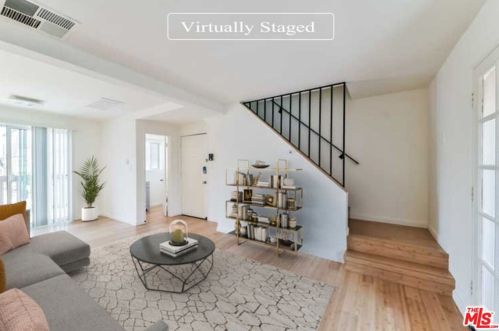 21610 Perry St, Long Beach, CA 90745-1606