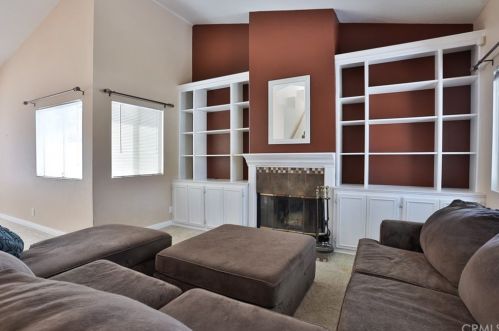 35498 Woshka Ln, Wildomar, CA 92595-9536