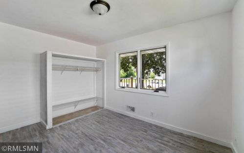 708 23rd Ave, South Saint Paul MN  55075-1321 exterior