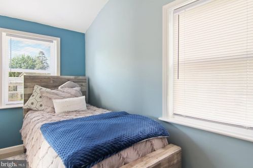 30 Main St, Camp Hill PA  17011-6326 exterior