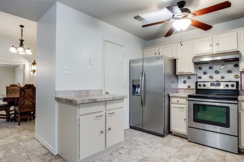 4518 Falls Dr, Dallas TX  75211-6405 exterior