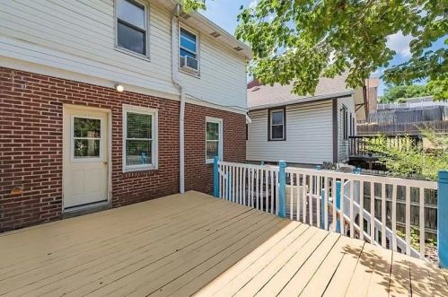 1611 Chelton Ave, Pittsburgh PA  15226-2435 exterior