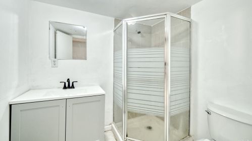 26 Elm St, Central Islip NY  11722-4145 exterior