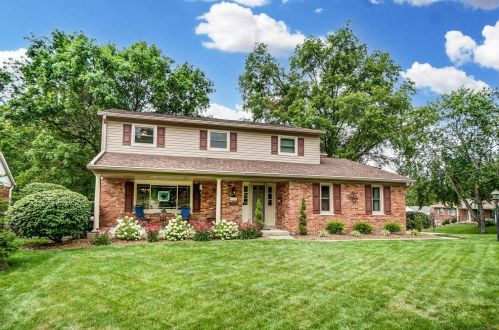 9181 Fontainebleau Ter, Cincinnati, OH 45231-4828