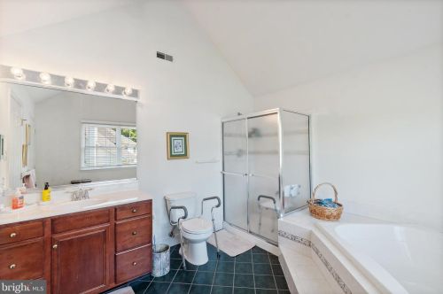 10 Rose Tree Dr, Glen Mills PA  19342-1788 exterior