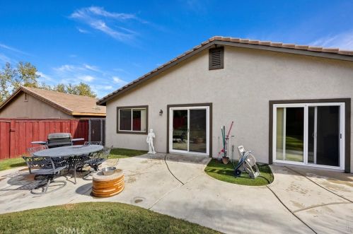 29205 Sunswept Dr, Lake Elsinore CA  92530-7247 exterior