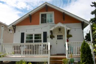 6624 Fife St, Tacoma, WA 98409-6025