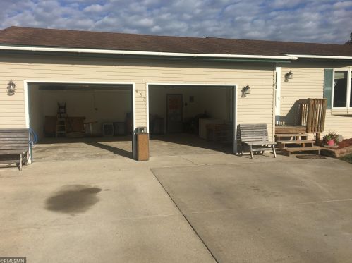 833 Garden Dr, Alex, MN 56308-8802