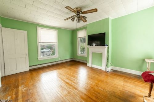 19 John Ringo Rd, East Amwell Township NJ  08551-1024 exterior