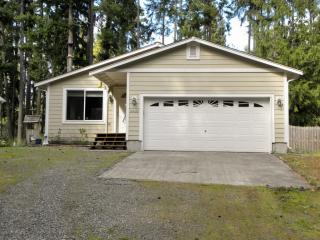 18822 Rampart Dr, Yelm WA  98597-9304 exterior