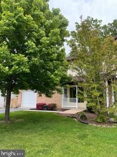 262 Tall Oak Dr, Charles Town WV  25414-5314 exterior