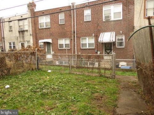 7108 Guyer Ave, Philadelphia PA 19153-2405 exterior