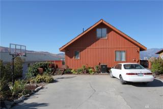 307 Butte Rd, Holden Village WA  98816-9578 exterior