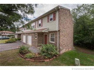 31 River Camp Dr, Hartford, CT 06111-1838
