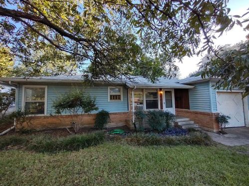 5532 Purington Ave, Fort Worth, TX 76112-6435