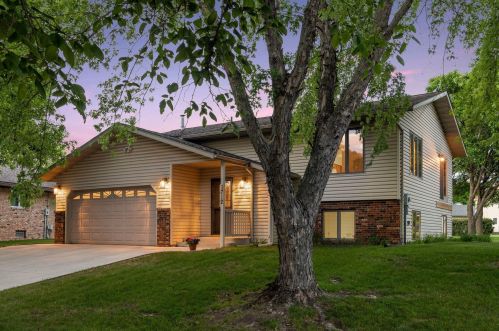 1712 29th Ave, Saint Cloud, MN 56303-1321