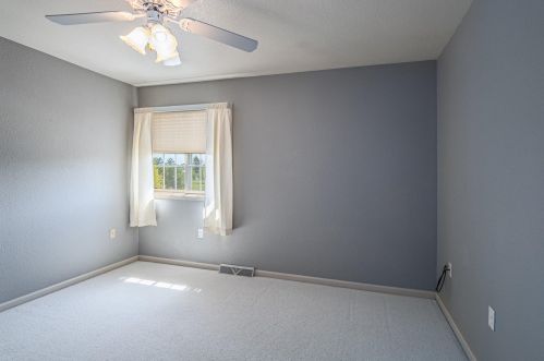 189 Pine Ridge Ct, Mishicot WI  54228-9515 exterior
