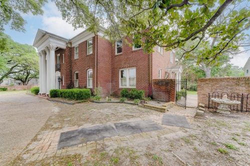 907 Morton St, Richmond TX 77469-3076 exterior