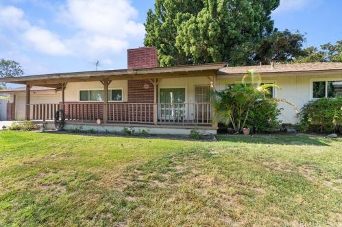10039 Melody Cir, Garden Grove, CA 92840-1817