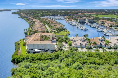 5620 Harbor Village Dr, Vero Beach, FL 32967-7459