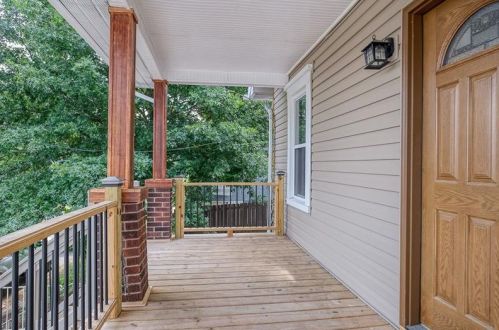422 Mount Vernon Ave, Moon Twp, PA 15108-1344
