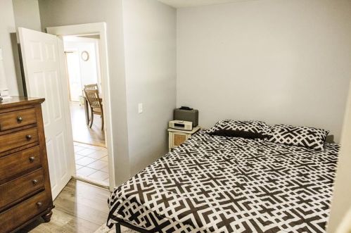 12 Haslam St, North Providence RI  02904-3218 exterior