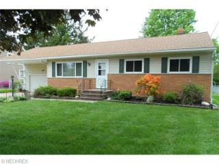 8532 Webster Rd, Cleveland, OH 44136-1714