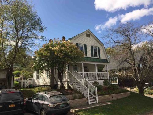 17 Roberts St, Montpelier, VT 05602-3729
