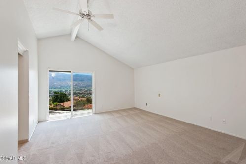 643 Dana Dr, Santa Paula CA  93060-1614 exterior