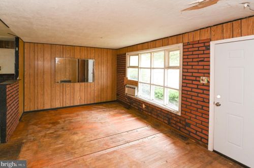 305 Carnegie Ave, Wenonah NJ  08090-1411 exterior