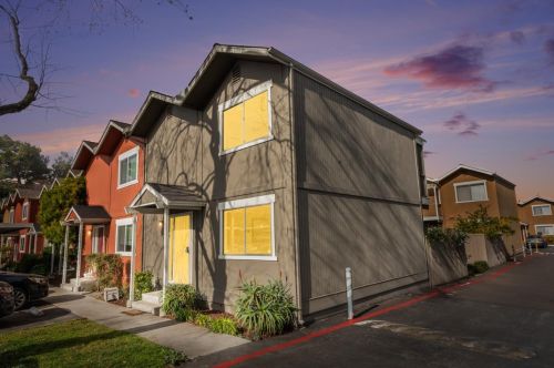 532 Tyrella Ave, Mountain View CA  94043-2165 exterior