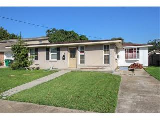 1513 Green Acres Rd, Metairie, LA 70003-2361