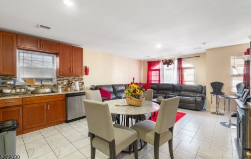 22 Godwin Ave, Paterson NJ  07501-1601 exterior