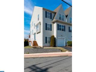 173 Jefferson Ave, Downingtown PA  19335-2954 exterior