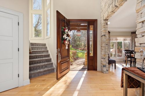 202 Timber Ridge Rd, Pittsburgh, PA 15238-2436