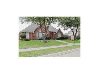 6836 Patrick Ln, Plano TX  75024-6368 exterior