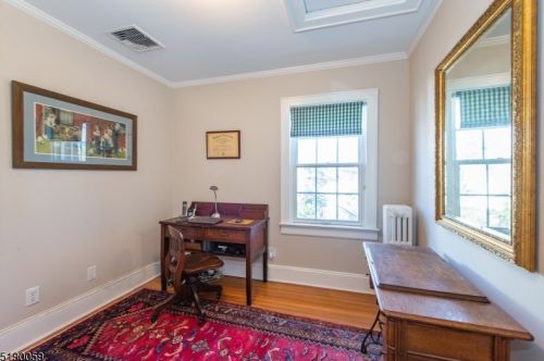 75 Valley View Dr, Morristown NJ  07960-5615 exterior