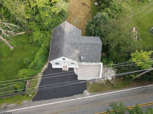 442 Morsetown Rd, West Milford NJ  07480-3223 exterior