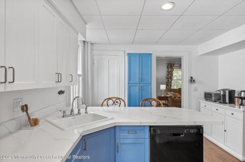 266 Spring St, Tinton Falls NJ  07701-2231 exterior