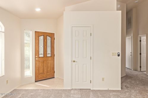 7590 Wikieup Ln, Glendale, AZ 85308-6017