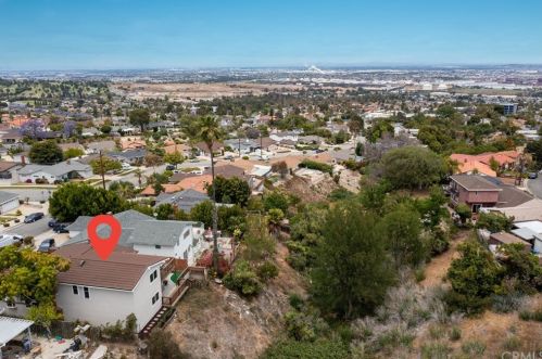 2114 Caddington Dr, Palos Verdes Estates CA  90275-2015 exterior