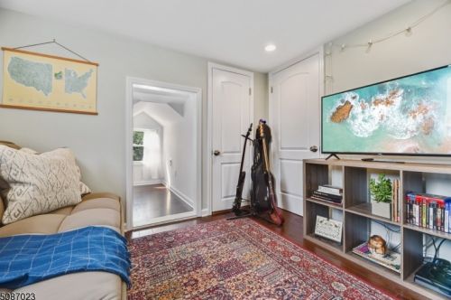 180 Fairview Ave, South Orange NJ  07079-2525 exterior