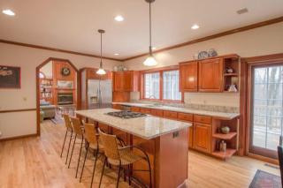 220 Victoria Dr, Granville, OH 43023-9106
