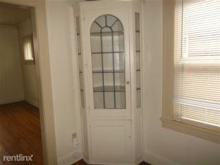 2988 Moreland Blvd, Cleveland OH  44120-2761 exterior