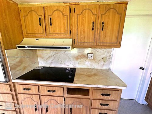 5231 104th Ave, Miami FL  33165-7025 exterior