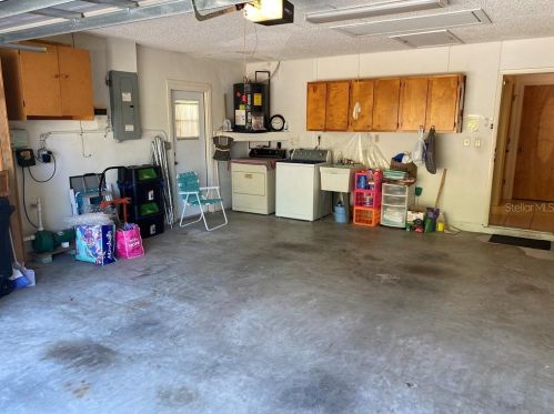 3048 Peterborough St, Tarpon Springs FL  34690-2036 exterior