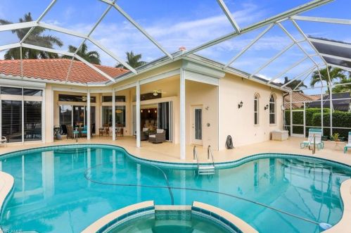8873 Lely Island Cir, Naples, FL 34113-2609