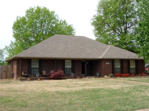 715 Lisa Lane Cir, Van Buren, AR 72956-2507